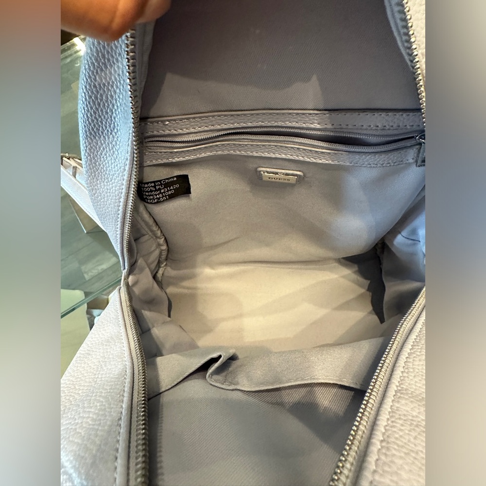 Guess Backpack - Picture 4 of 8
